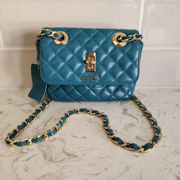 GUESS Quilted Green Leather Shoulder Bag - Picture 1 of 16